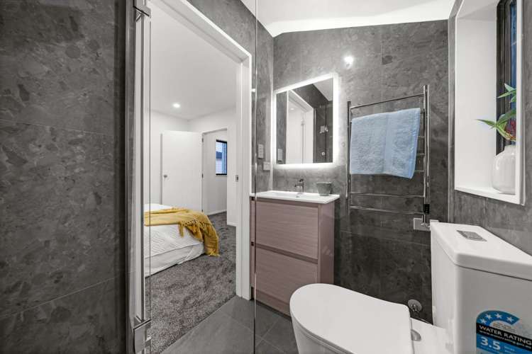 22A Miriam Corban Heights Henderson Heights_11