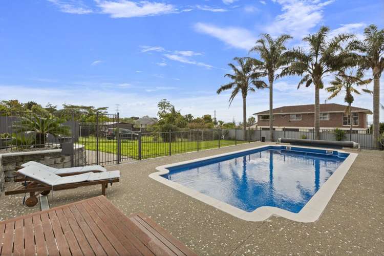 229 Te Atatu Road Te Atatu South_19