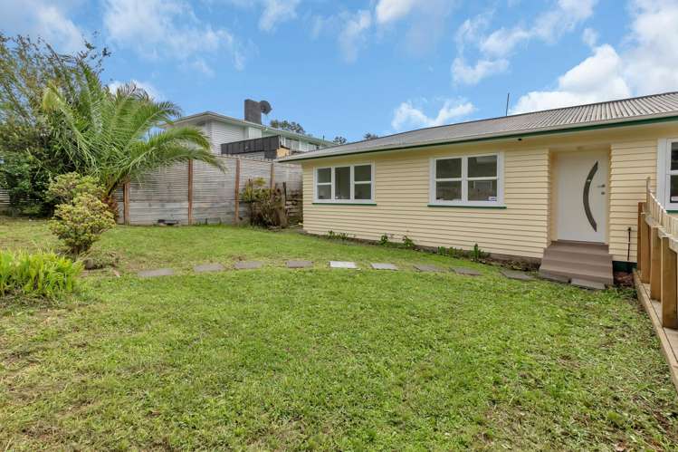 4 Hilltop Avenue Morningside_13