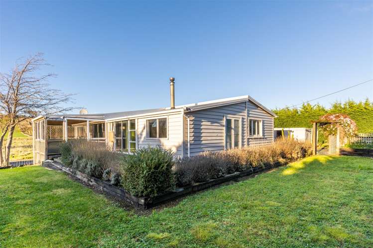 156 Castles Road Seddon_2