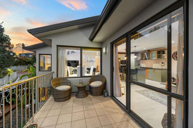 63 San Valentino Drive Henderson_10