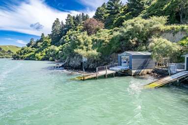 AKA48 Boatshed, Wainui Main Road_2