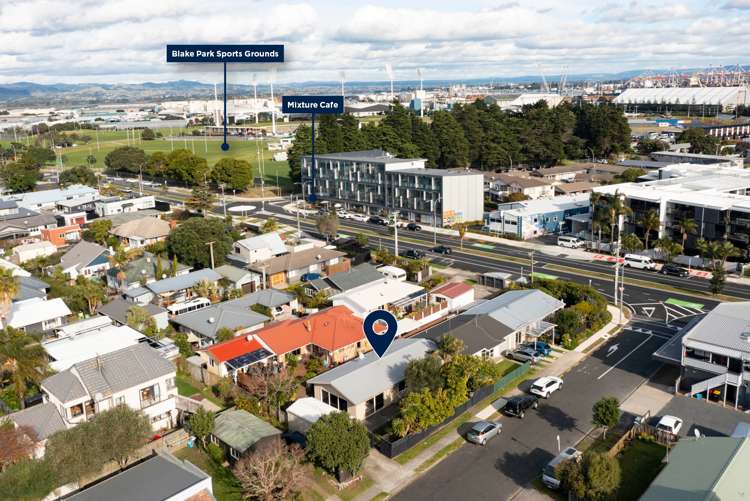 6 Bain Street Mount Maunganui_24