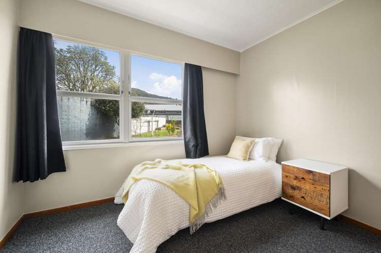 74 Lisa Crescent Mangakakahi_7