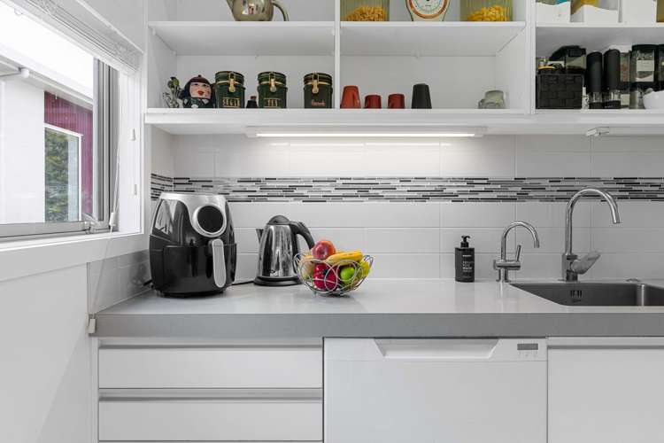 93 Ninth Avenue Avenues_8