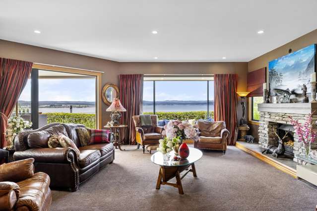 2/41 Mapara Road Acacia Bay_3