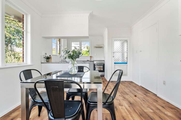 2 Helena Street Massey_10