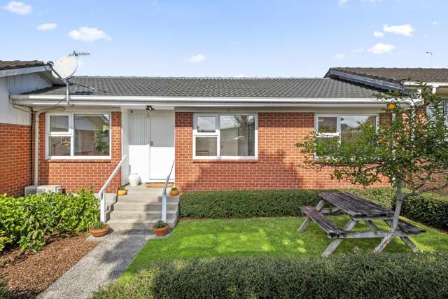 3/36 Parr Road South Point Chevalier_2