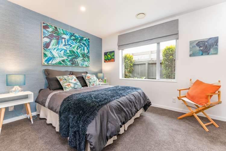 7 Higham Lane Harewood_16