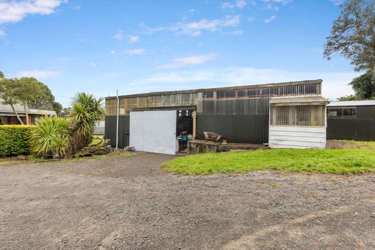 298 & 296 Worsleys Road Cracroft_19