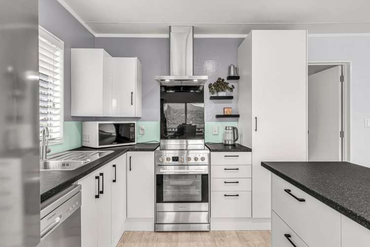 24 Chamboard Place_1