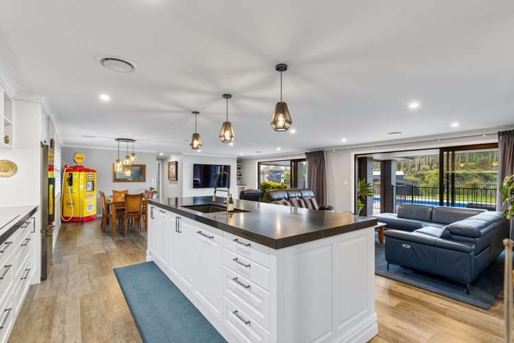 121 Valley Road Waimauku_16