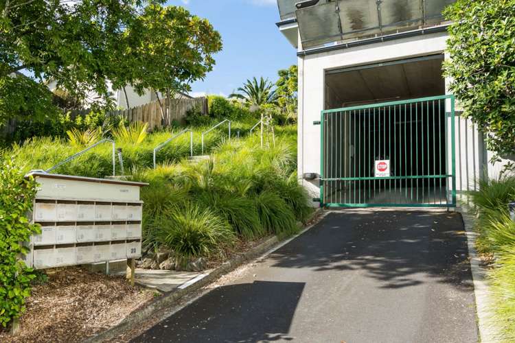 8a/20 Ian Marwick Place Birkenhead_12