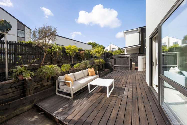 20 Bomb Point Drive Hobsonville_10