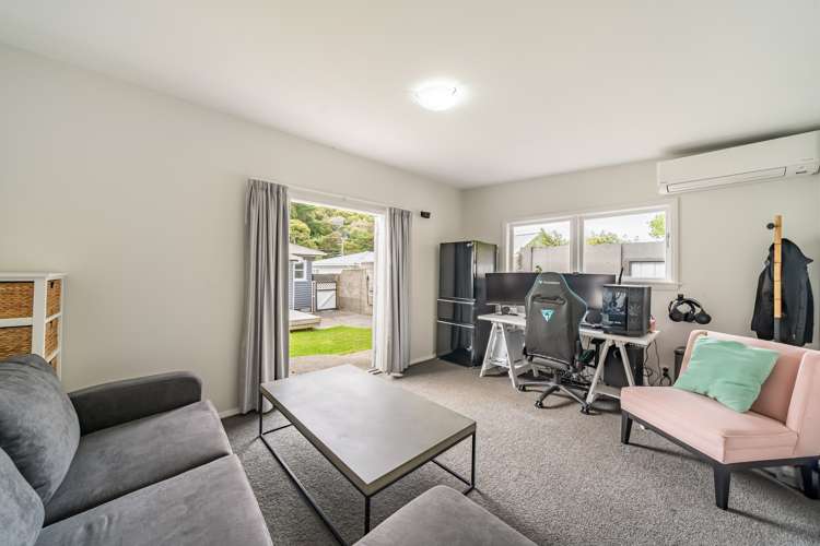 121 Hair Street Wainuiomata_18