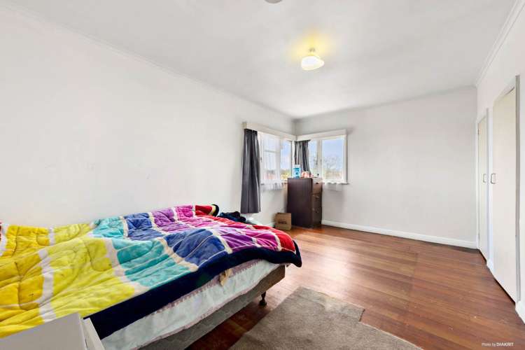 4027 Great North Road Glen Eden_10