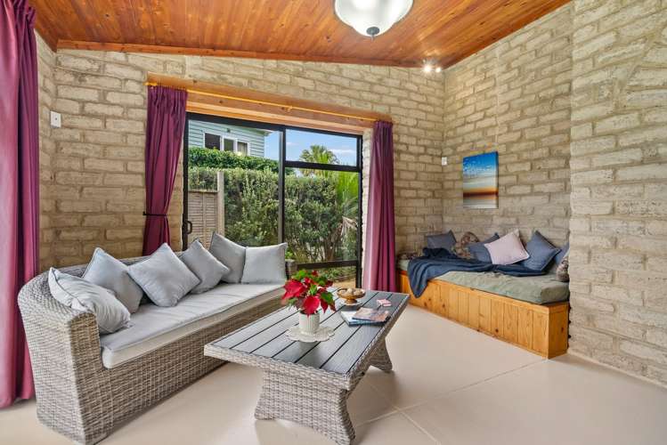 7 Valencia Place Matapouri_14