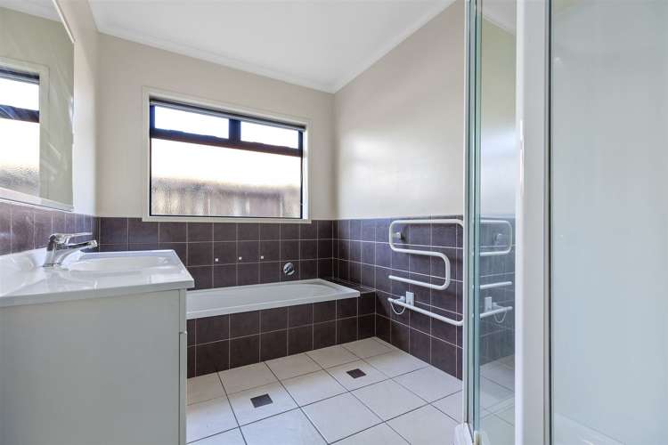 72 Keepa Close Papamoa_11