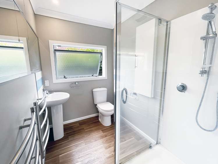 103 McFaddens Road St Albans_9