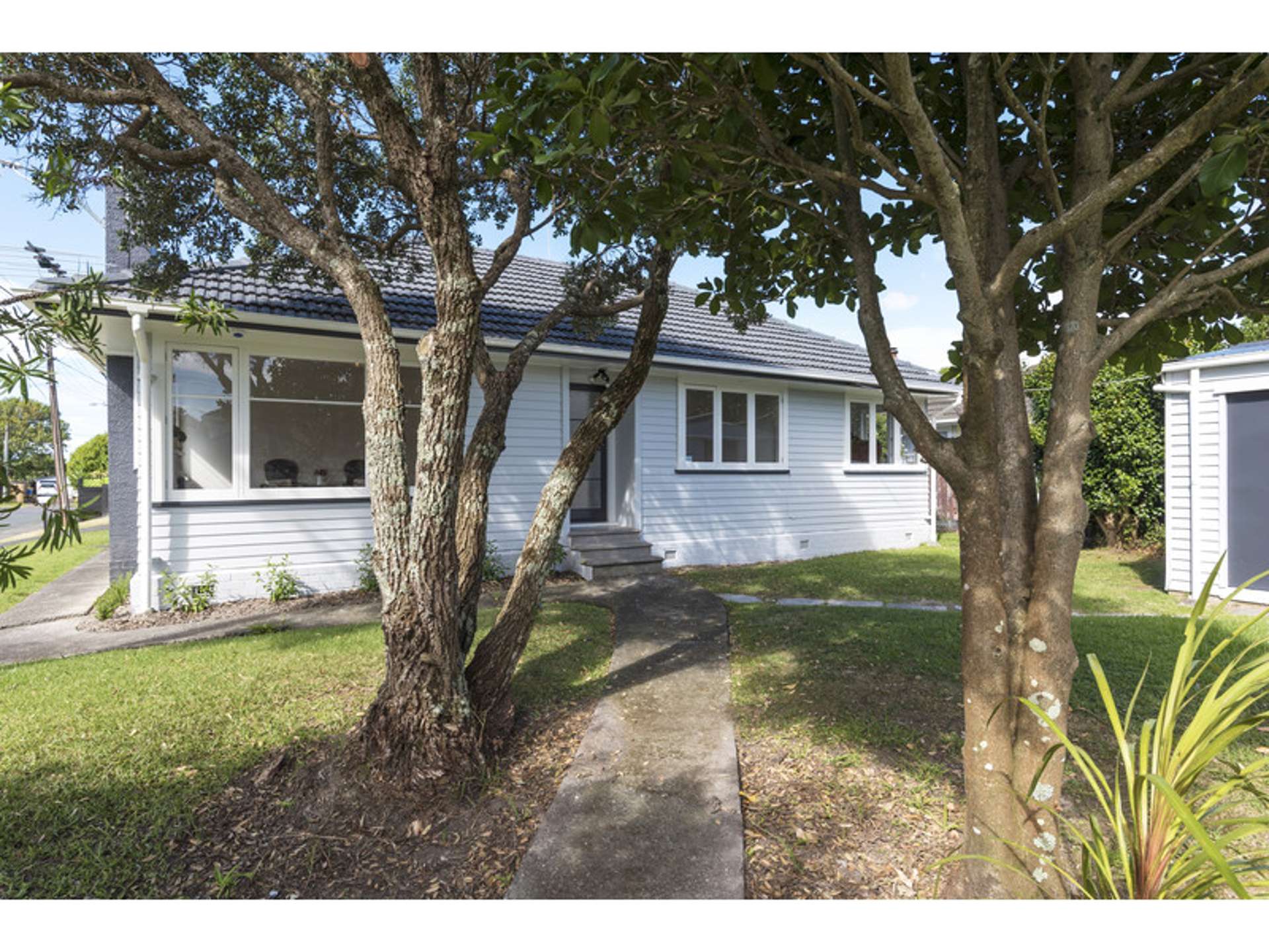 8 Cornwall Street Te Atatu South_0