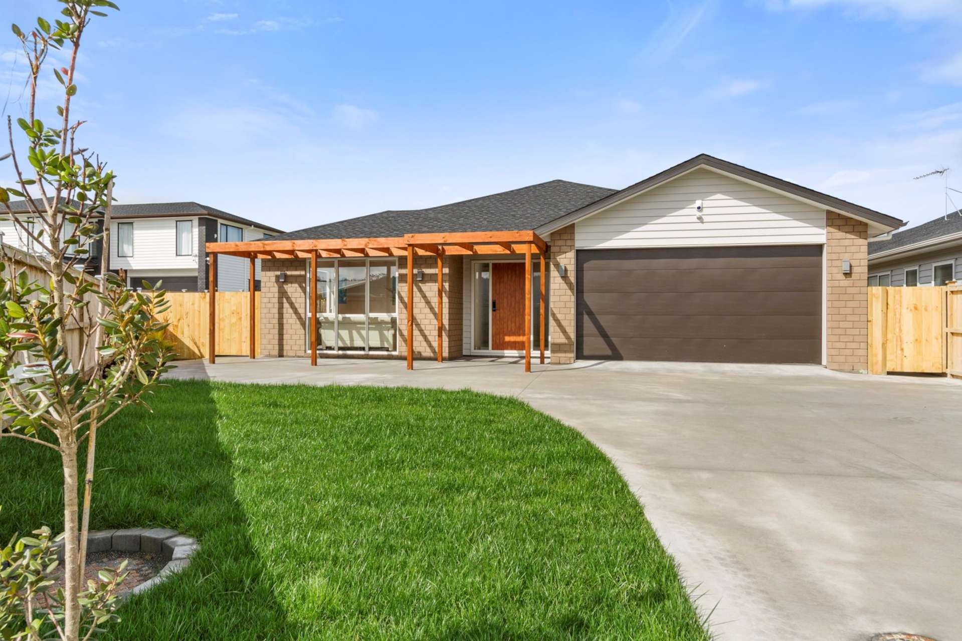 17 Fred White Drive Kumeu_0