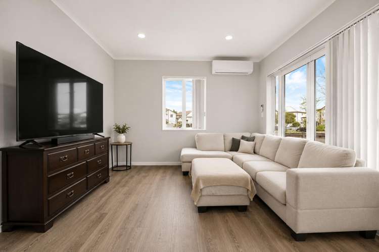 10 Warbler Crescent_3