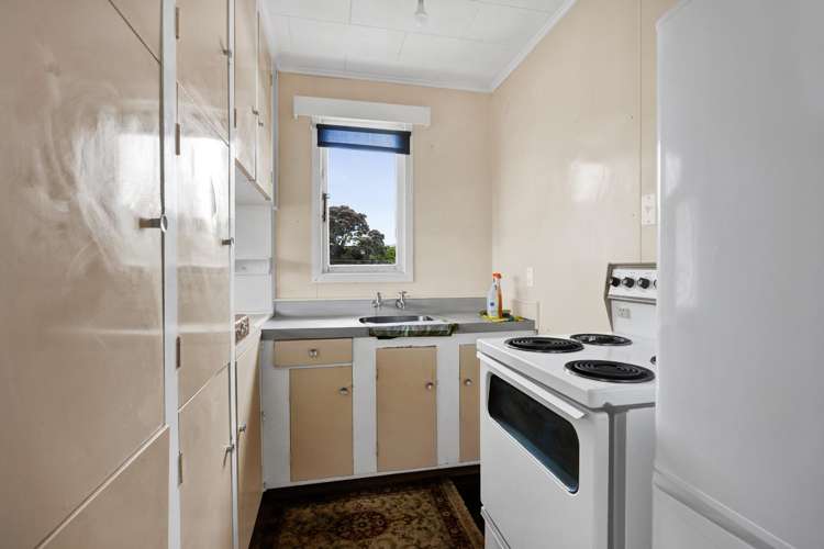 230 Devon Street West New Plymouth Central_13