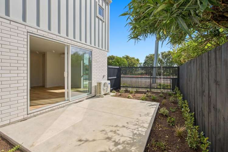 1/1433 Springs Road Lincoln_16