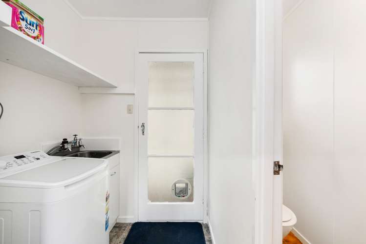 16b Memorial Drive Parahaki_11