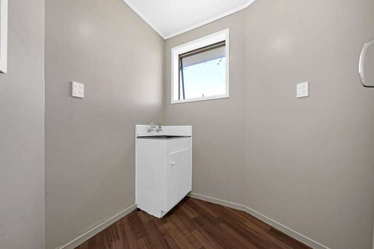 25 Sharland Avenue Manurewa_10
