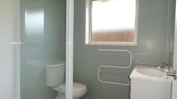 3/60 Bassett Street Burwood_11