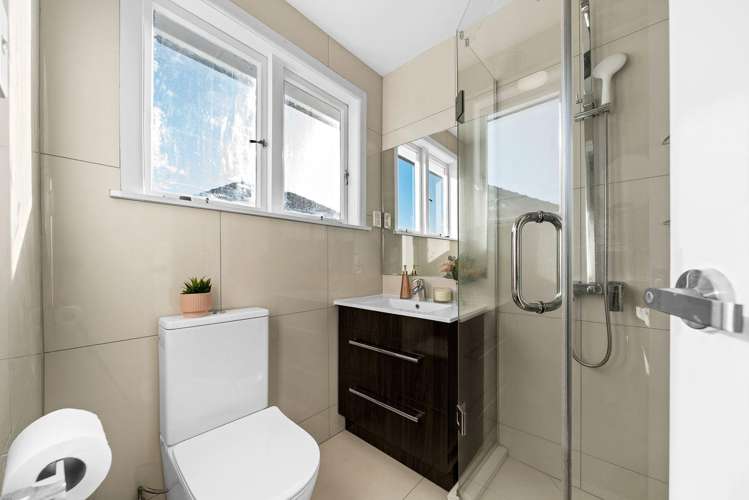 71 Larnoch Road Henderson_17