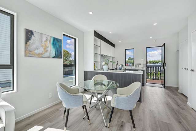 2/47 Beach Road Te Atatu Peninsula_4