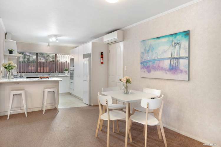 2/16 Callis Avenue Opaheke_1