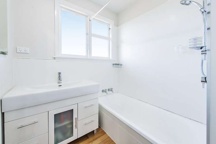 56 North Terrace Darfield_12