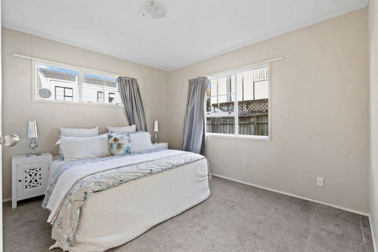 2/2/3 Ronald Macken Place Windsor Park_15