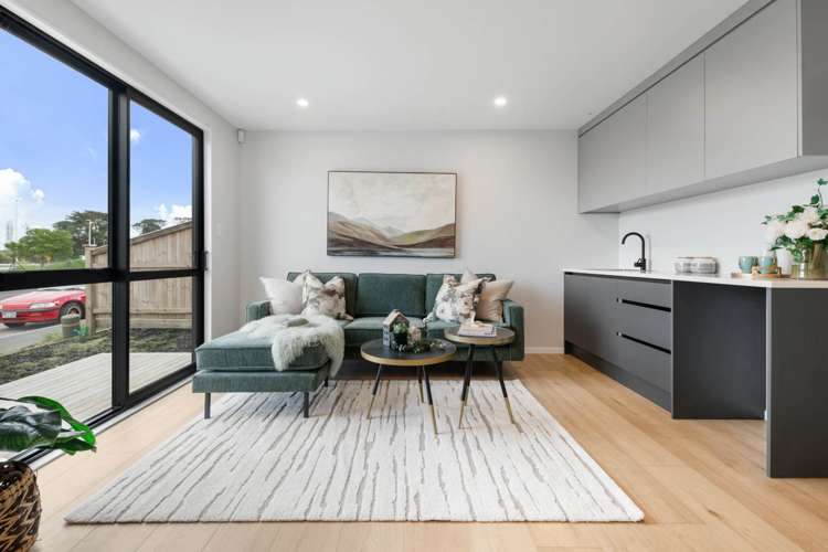 73 Tributary Parade Drury_15