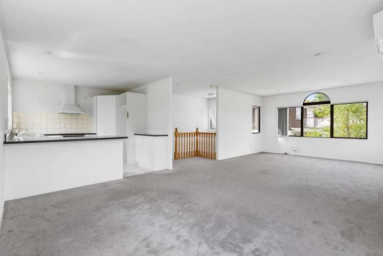 2/131 Grand Drive Remuera_2