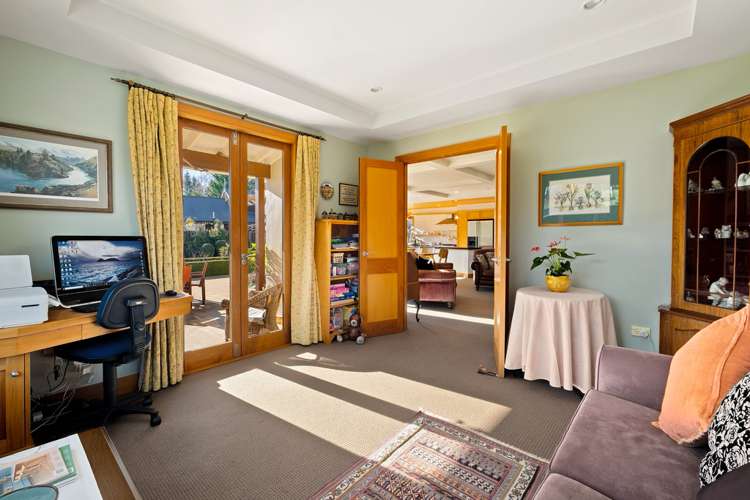 3 Lindsay Place Wanaka_8