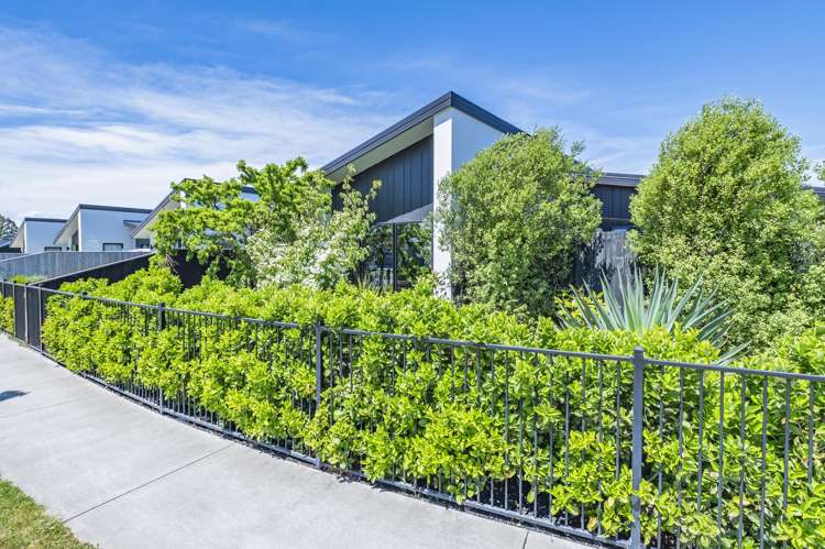 17 Burrow Street Rolleston_31