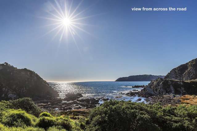 MOVE RIGHT IN FOR CHRISTMAS