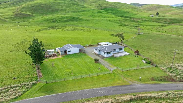 256 Pori Road Pahiatua_24