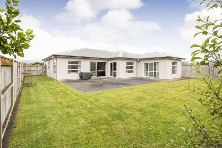 15 Coutts Way Fitzherbert_25