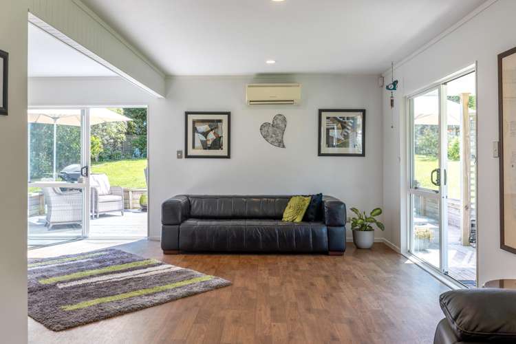 11 Waiata Road Onetangi_9