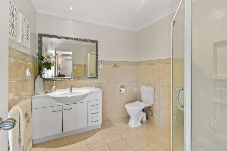 16 Lobelia Rise Goodwood Heights_8