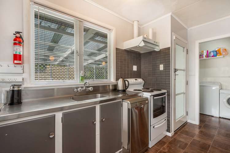 11 Edith Place Dinsdale_5