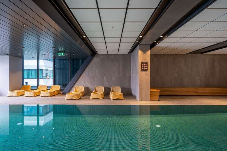 5002/10 Commerce Street 10015_17