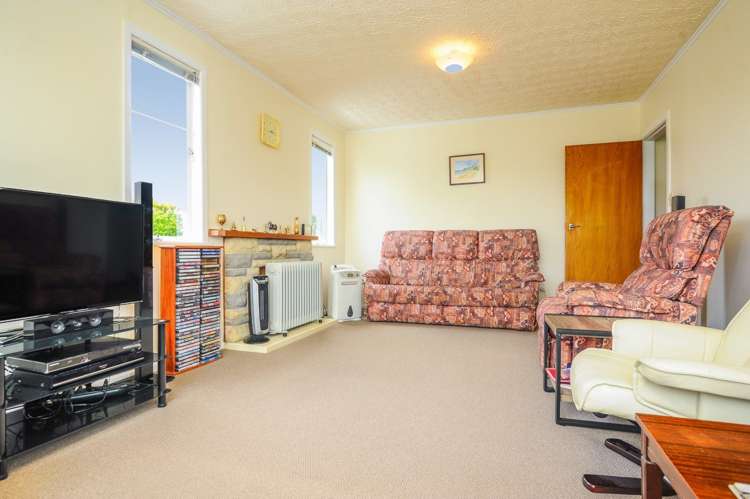 16 Clinton Avenue Te Atatu Peninsula_7