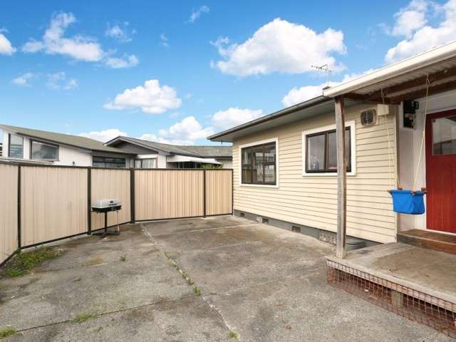 16 Addison Street Onekawa_4