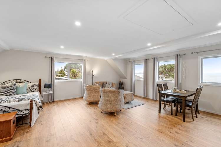 38 Pacific Parade Army Bay_17